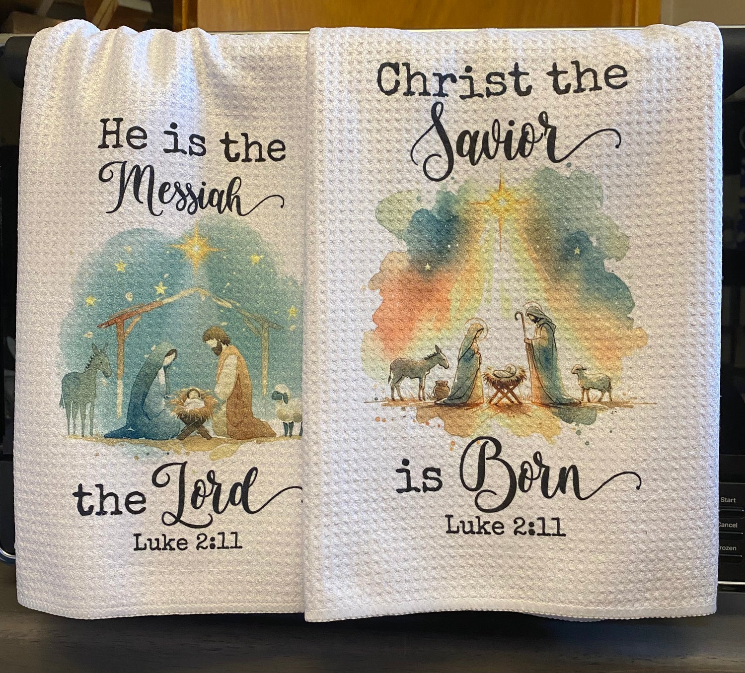 CHRISTMAS TEA TOWELS