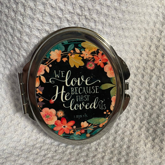 We Love Oval Compact Mirror